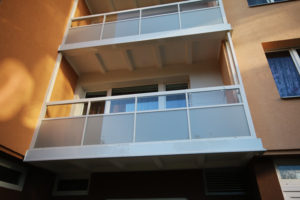 CABAL zasklívání lodžií