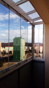 CABAL Moravia s.r.o. - zasklení pololodžie