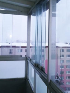 bezrámové zasklení AluFlexi