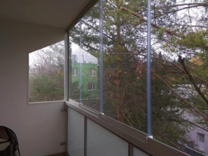 CABAL bezrámové zasklení AluFlexi