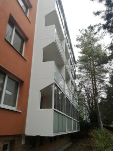 CABAL bezrámové zasklení AluFlexi