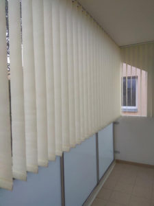 CABAL bezrámové zasklení AluFlexi