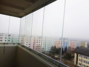 CABAL - bezrámové zasklení AluVista