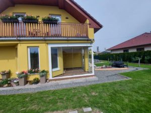 Cabal Moravia s.r.o - bezrámové AluFlexi