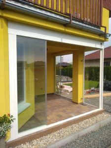 Cabal Moravia s.r.o - bezrámové AluFlexi