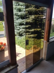 CABAL Moravia s.r.o., zasklení terasy bezrámovým systémem AluFlexi