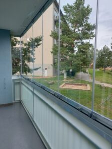 CABAL Moravia s.r.o. zasklívání lodžií a balkonů