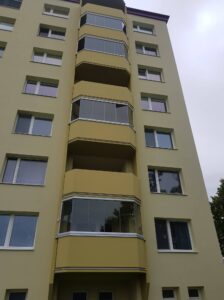 CABAL bezrámové zasklení Jedovnice