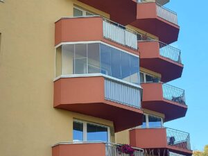 CABAL zasklívání lodžií a balkonů