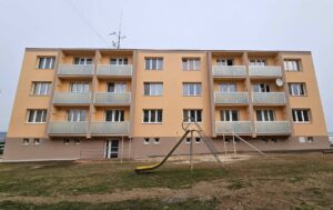 CABAL Moravia s.r.o. zábradlí+zasklení lodžie