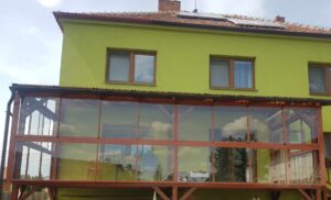 CABAL zasklení terasy rámovým systémem AluPlus